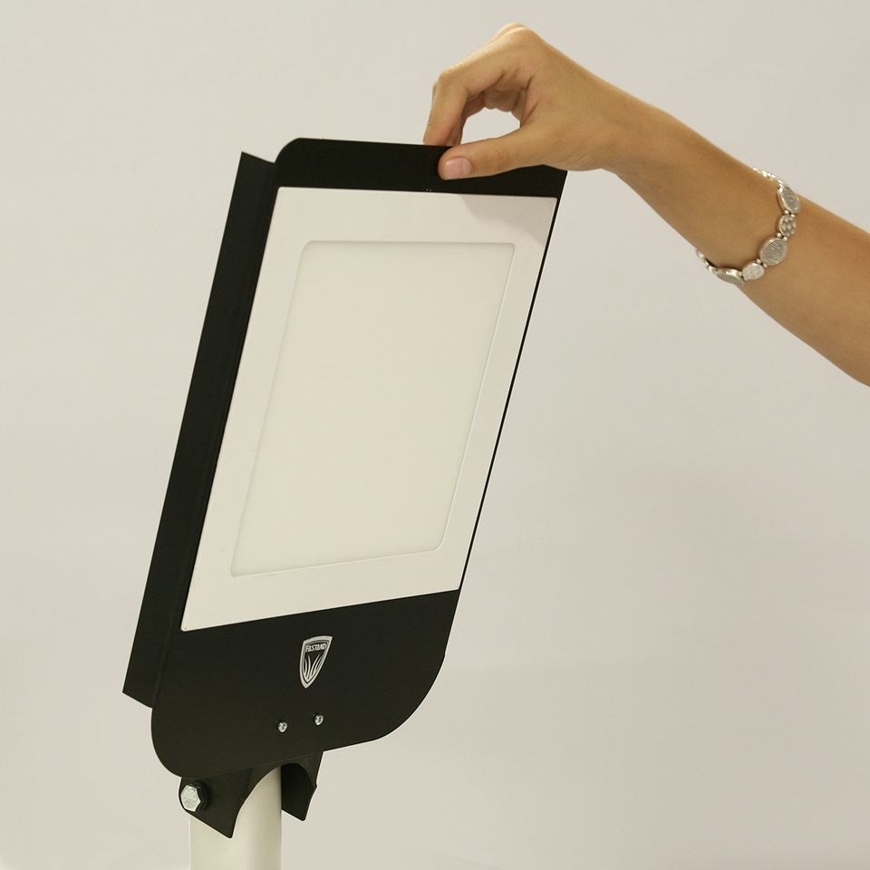 Lineo Backdrop Wall 1 LED spotlight stand