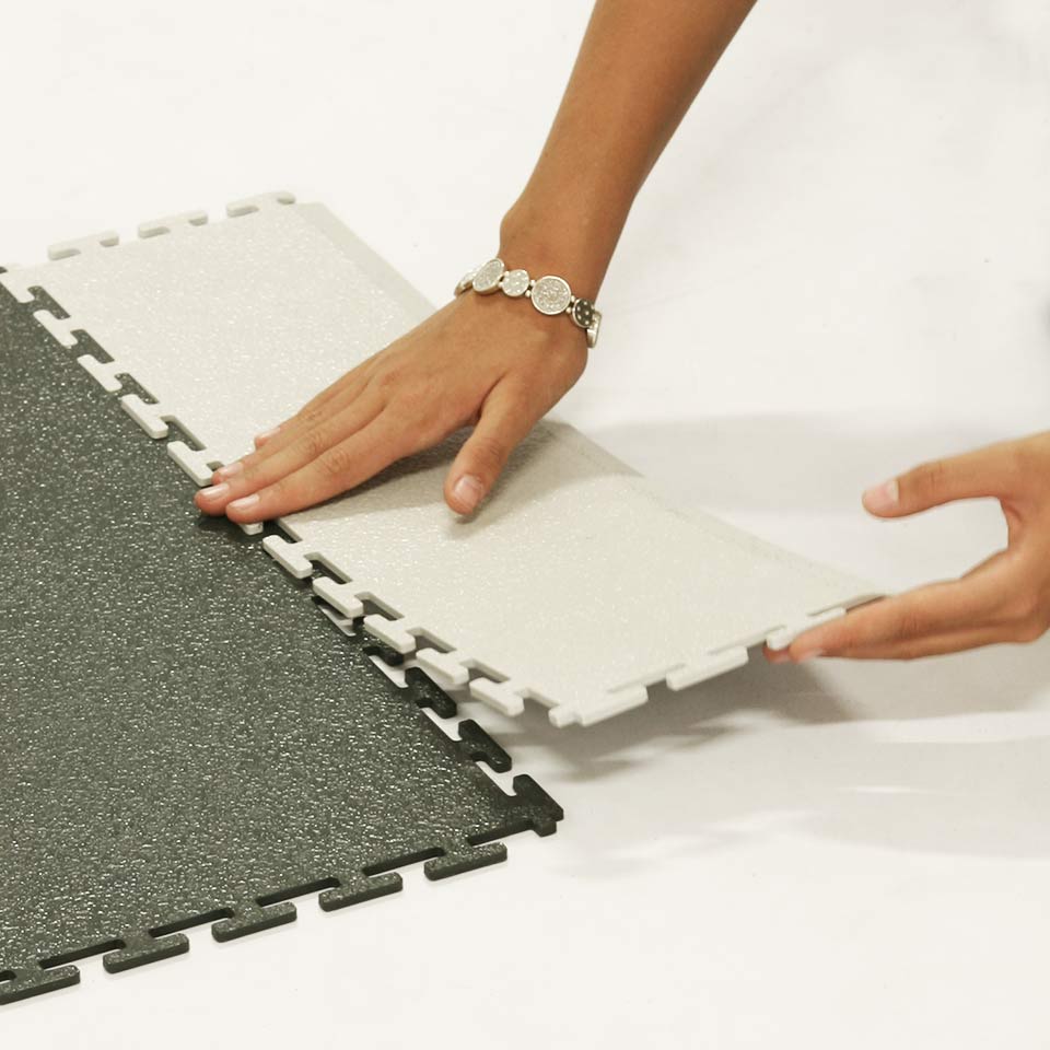 pavgomma stand flooring