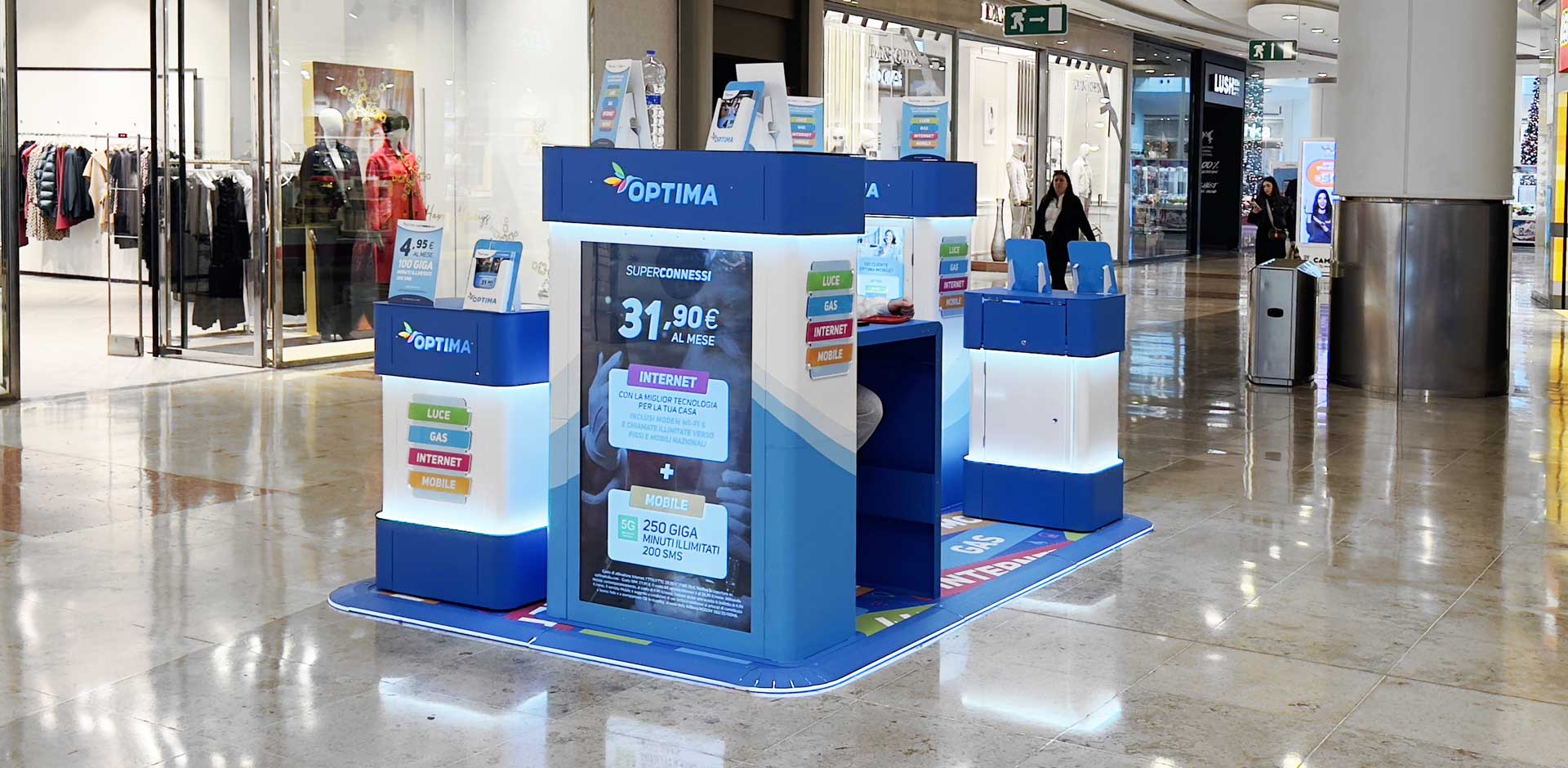 cc3 shopping mall stand