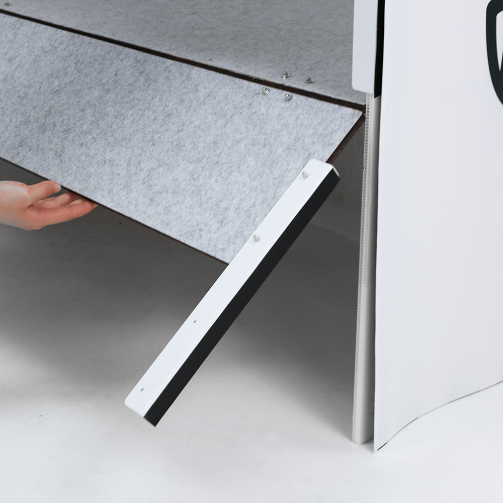 montaggio-mensola Folding Counter